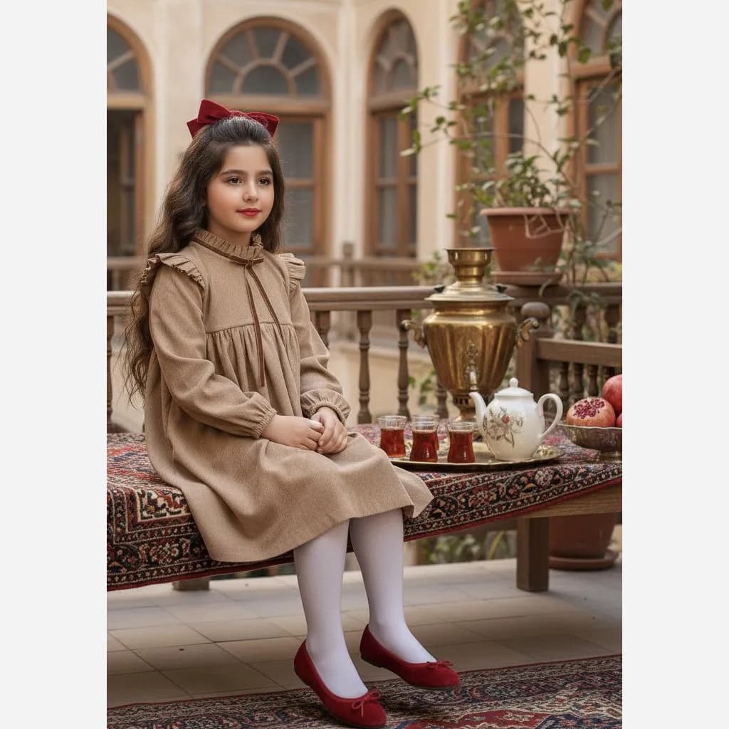 پیراهن دخترانه مخمل کبریتی یلدایی قرمز و کرم مناسب 4 تا 12 سال — تصویر ۸