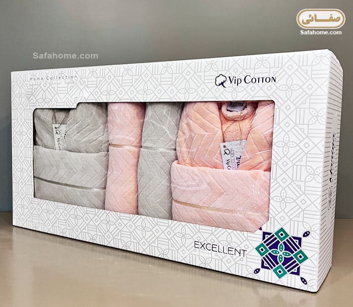 سرویس حوله عروس و داماد مدل کاپرین طوسی روشن و گلبهی — تصویر ۷