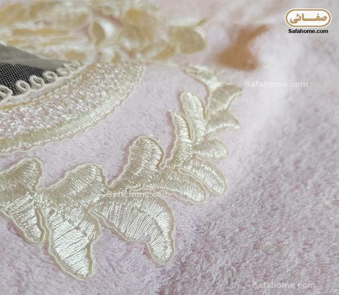 حوله دستی دانتل دار طرح داماسک 50×90 سانتی متر — تصویر ۳