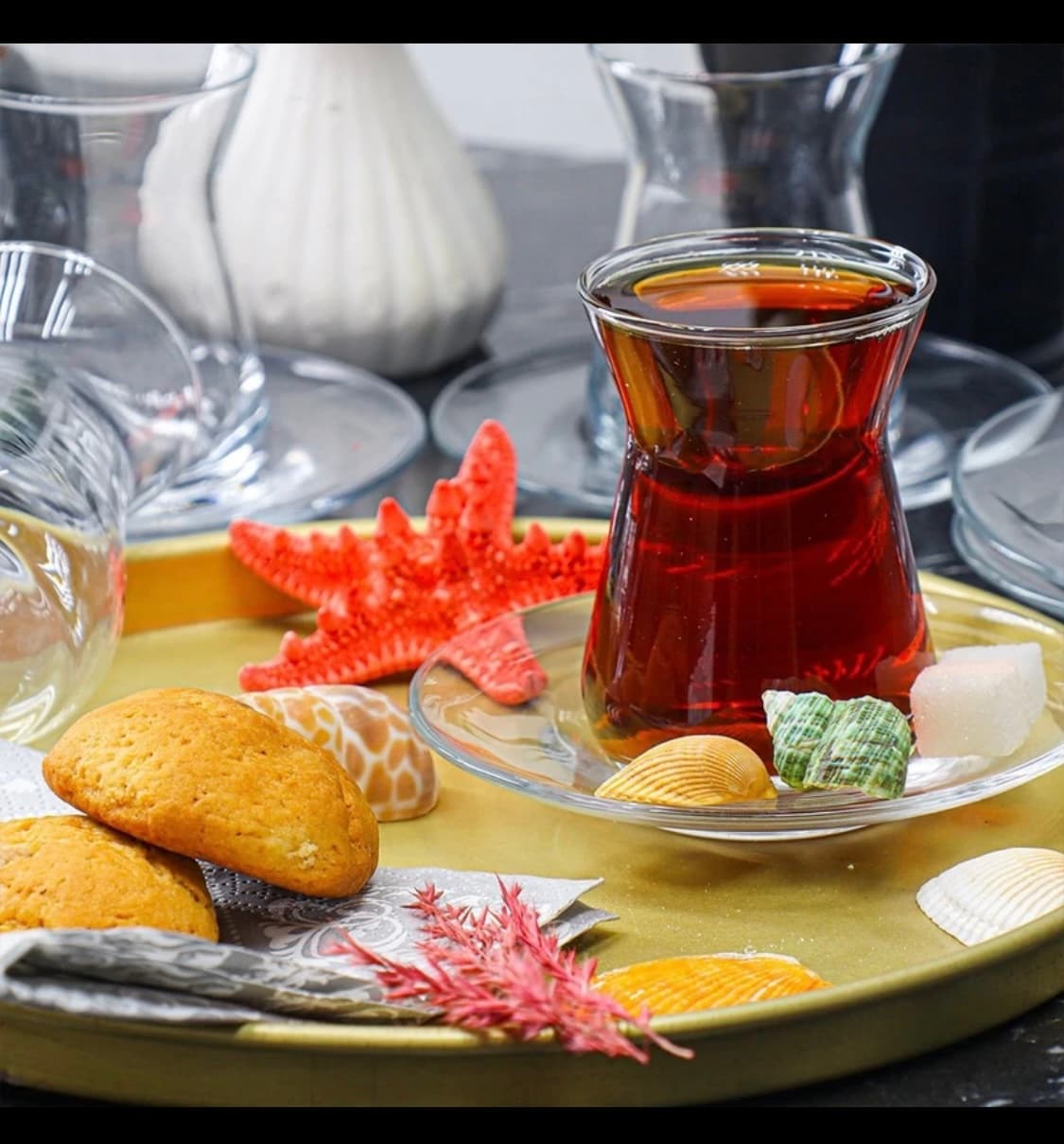 استکان و نعلبکی پاشاباغچه طرح ایرم کد 96354 — تصویر ۲