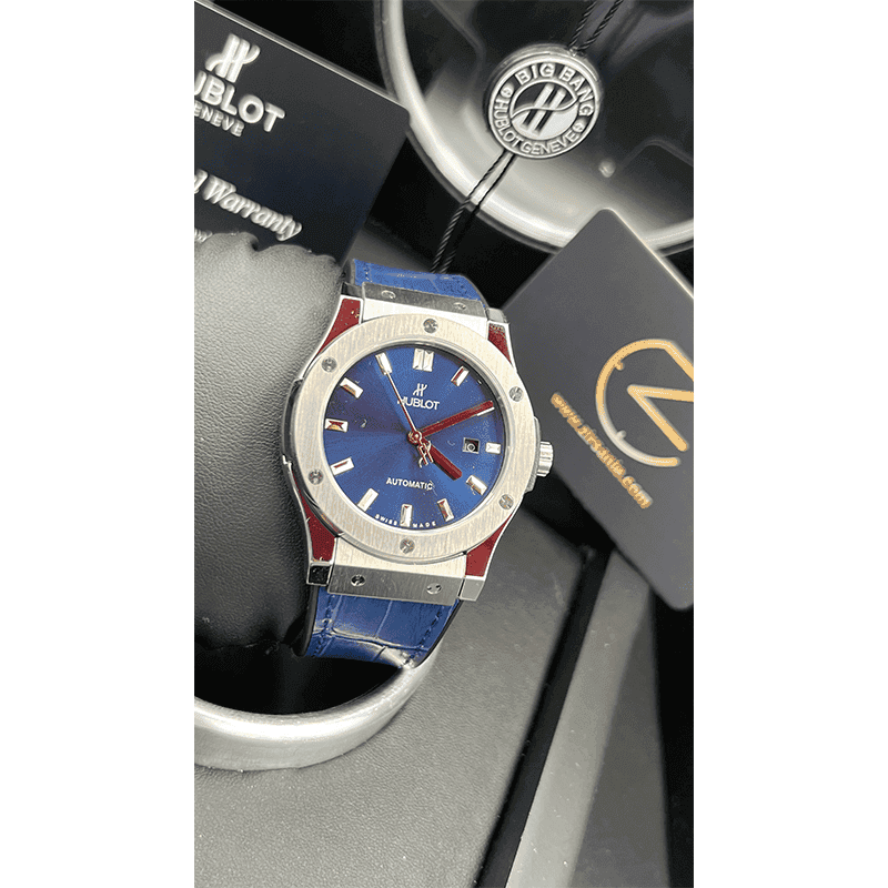 ساعت مچی مردانه هابلوت کلاسیک فیوژن سیلور صفحه آبی Hublot Classic Fusion 3 Hands Silver Blue Screen — تصویر ۳