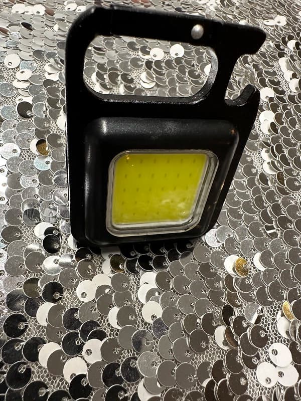 چراغ قوه کمپینگ مدل keychain magnet — تصویر ۳