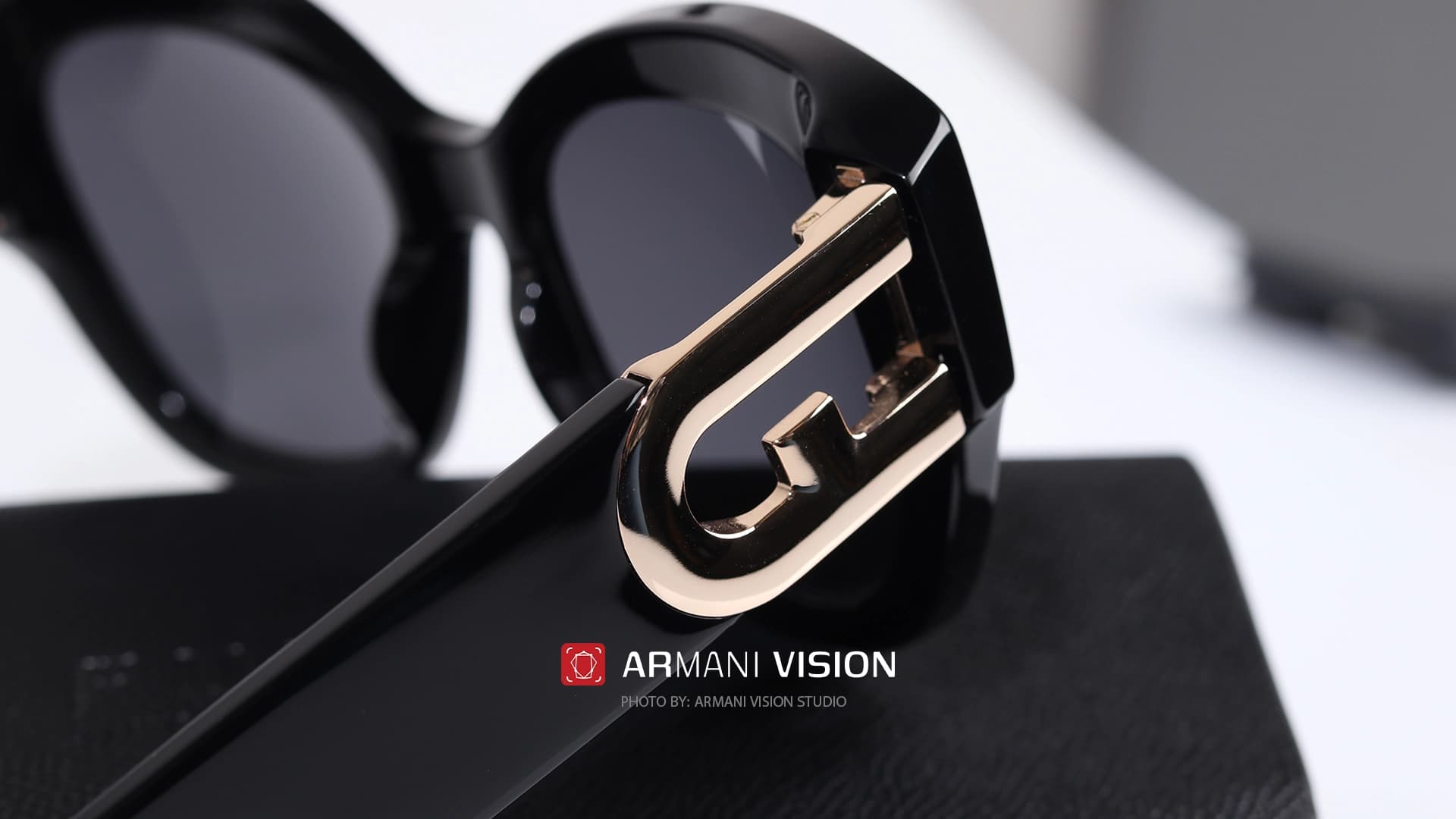 عینک فورلا FURLA – SFU596 – 700 — تصویر ۸