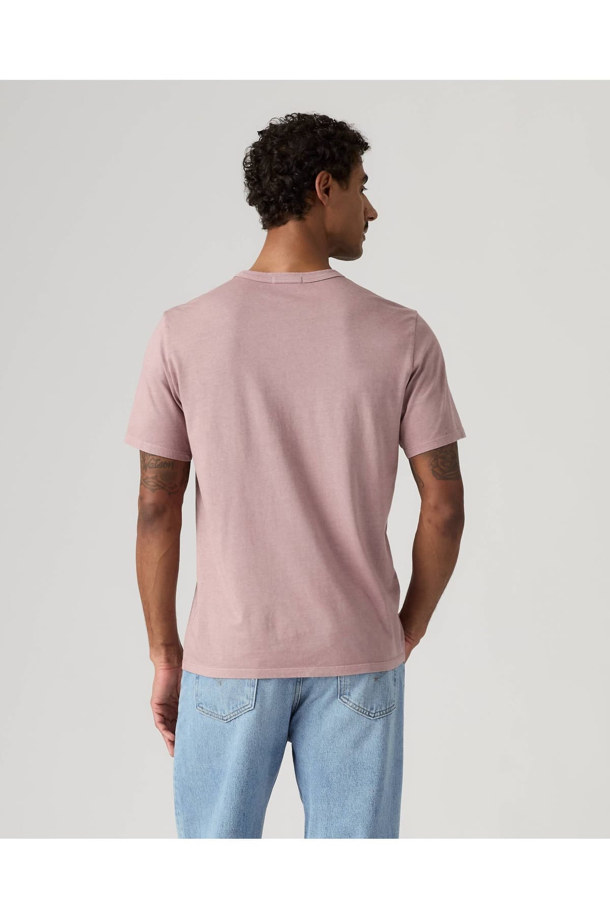 تی شرت لیوایز مردانه 100% پنبه صورتی بیسیک راسته سمی فیت بیسیک کژوال/روزمره | Levi’s TYCDFD79757AB9EEFD4212600 TR — تصویر ۵