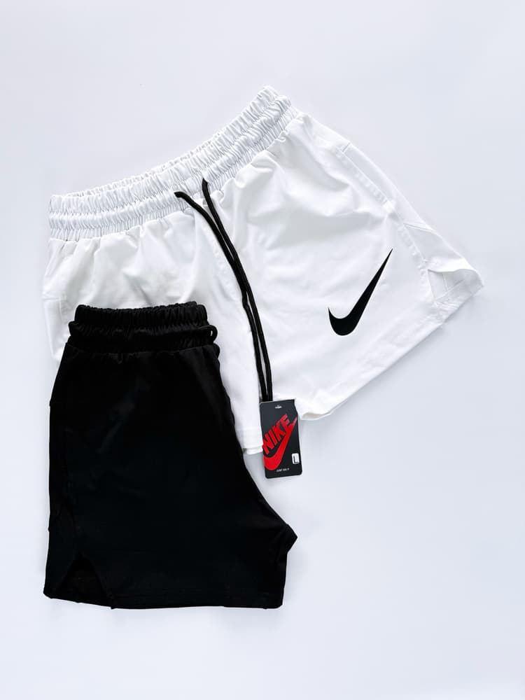 شورتک ورزشی زنانه چاک دار نایکی Nike — تصویر ۴