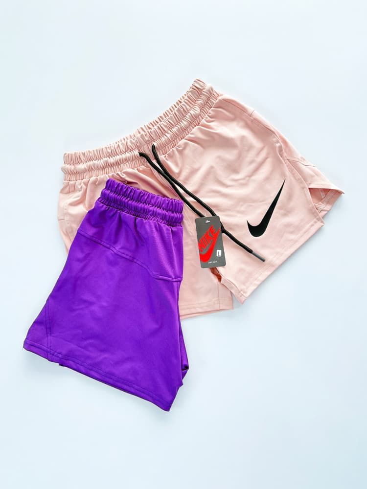 شورتک ورزشی زنانه چاک دار نایکی Nike — تصویر ۲