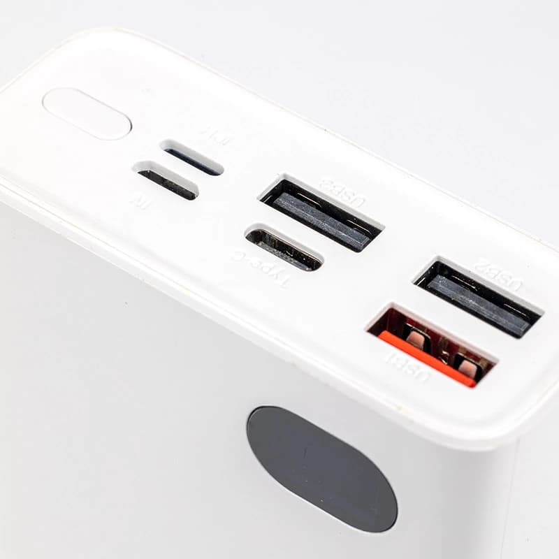 پاوربانک هیسکا مدل QI-216PD ظرفیت 20000 میلی آمپر ا Hiska QI-216PD 20000mah Power Bank — تصویر ۲