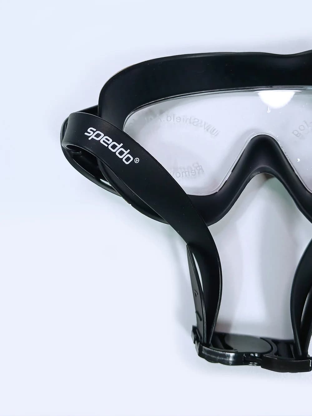 عینک شنا فریم بزرگ زنانه و مردانه مشکی رنگ سیلیکونی اسپیدو ( Speedo ) — تصویر ۷