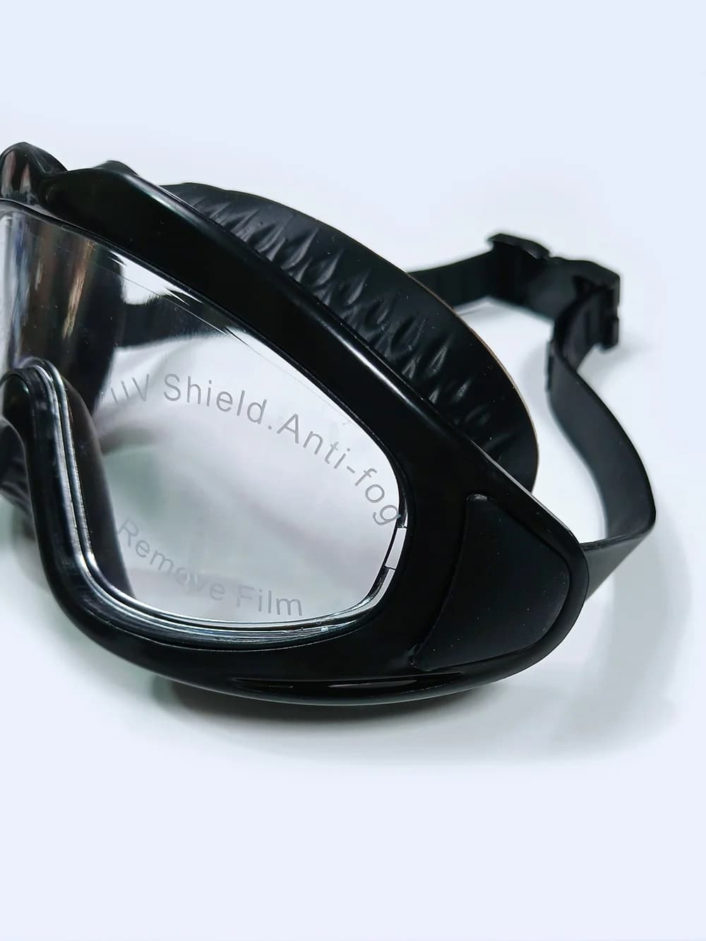 عینک شنا فریم بزرگ زنانه و مردانه مشکی رنگ سیلیکونی اسپیدو ( Speedo ) — تصویر ۴