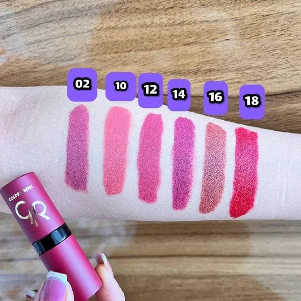 رژ لب جامد مات مخملی گلدن رز مدل Velvet Matte شماره 14 — تصویر ۲