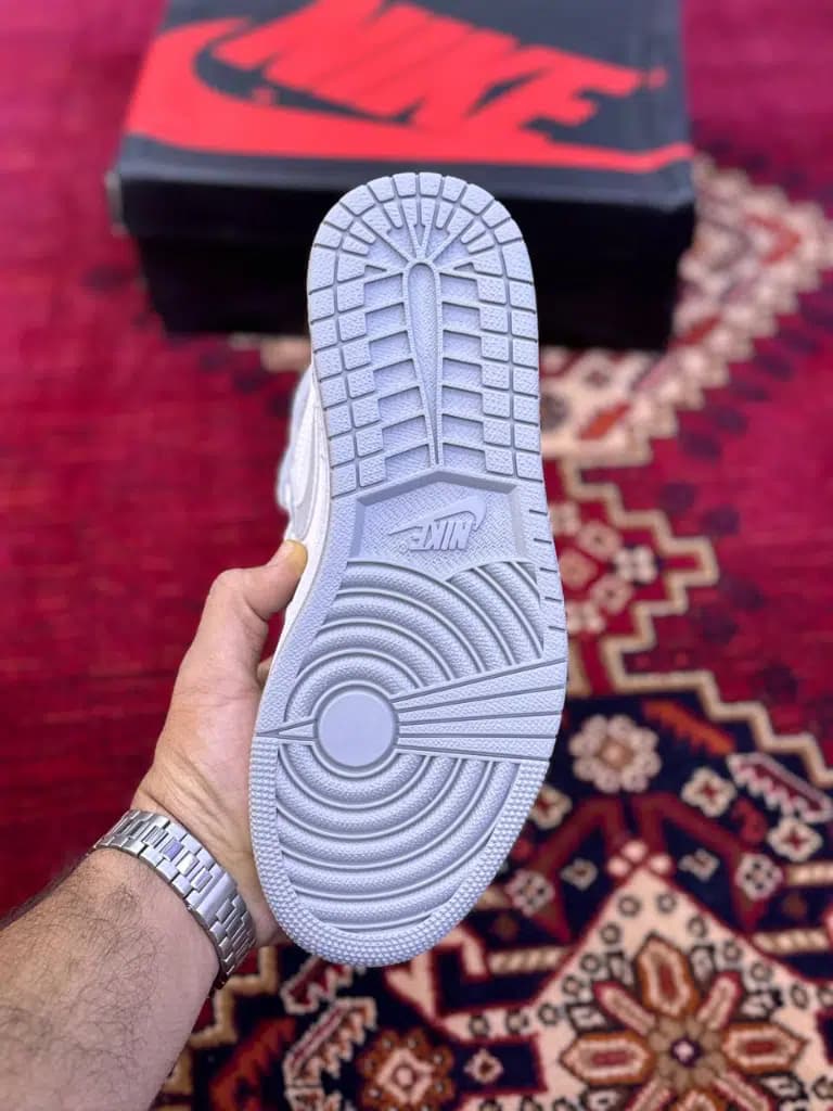 کتونی دخترانه و پسرانه نایکی جردن وان ساقدار nike Jordan 1 — تصویر ۴