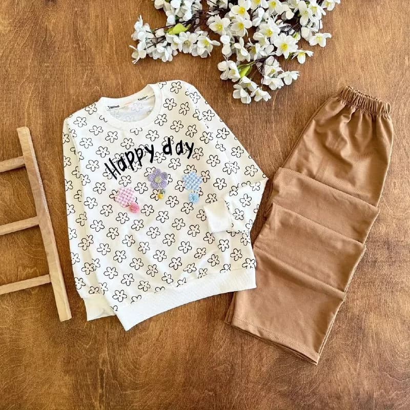 بلوز شلوار گل برجسته happy day سایز ۴۵،۵۰ کد ۵۲۲۲