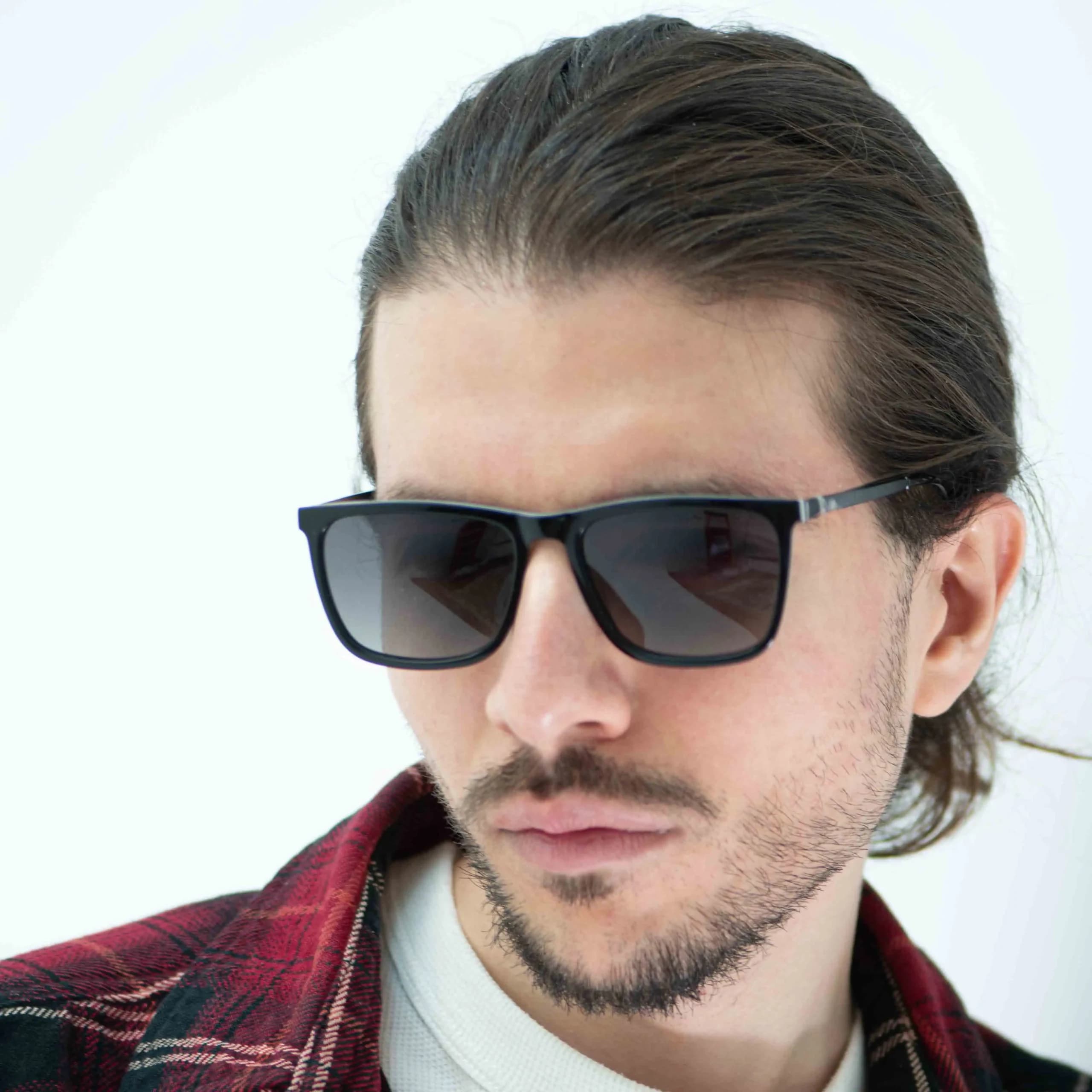عینک آفتابی لوند 1127<br><span>Lund1127</span> — تصویر ۲