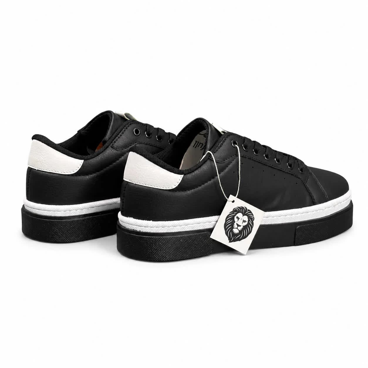 کفش کتانی مردانه مدل ونس پل اندبیر مشکی سفید Vans Pull Bear — تصویر ۳