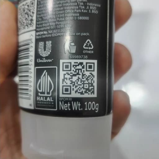 فوم شستشوی صورت ذغالی حاوی کلاژن پوندز نیاسورسینول 100 گرم روشن کننده پوست اصلی به ضمانت مرجوعی — تصویر ۳