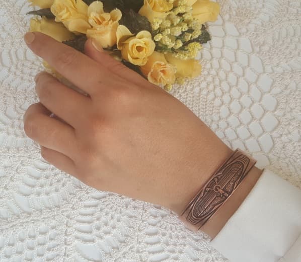 مدل دستبند مسی زنانه و مردانه طرح فروهر کد JW100 — تصویر ۷