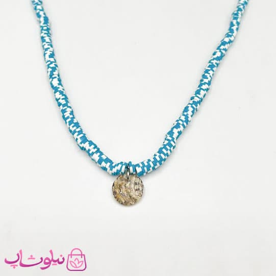 گردنبند زنانه فیمو با طرح آویز سکه ای و رنگ آبی سفید کد 30
