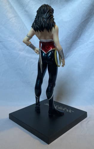 فیگور زن شگفت انگیز Wonder Woman — تصویر ۷