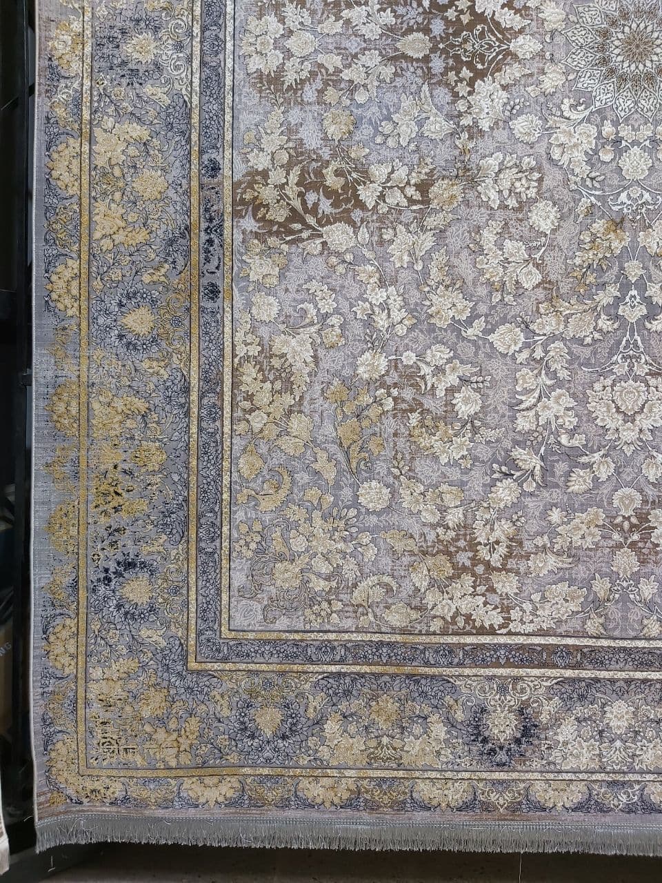 فرش ۱۲۰۰ شانه برجسته وینتیج افشان سوین زمینه دلفینی — تصویر ۳