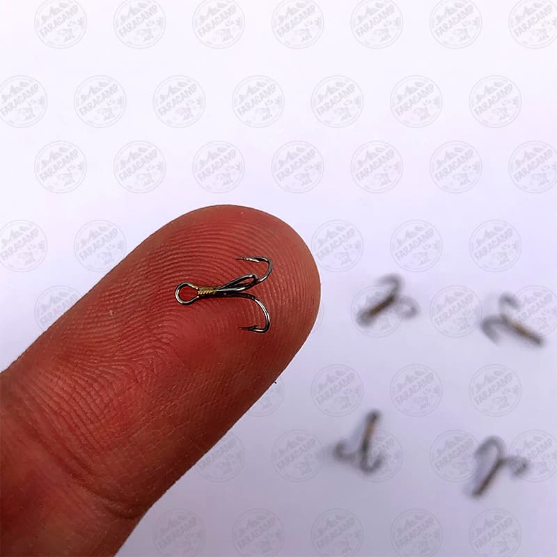 قلاب موستاد سه شاخ سرکج برنز سایز ۱۵ بسته ۵ عددی MUSTAD Treble Limerick HOOKS 36171 — تصویر ۴
