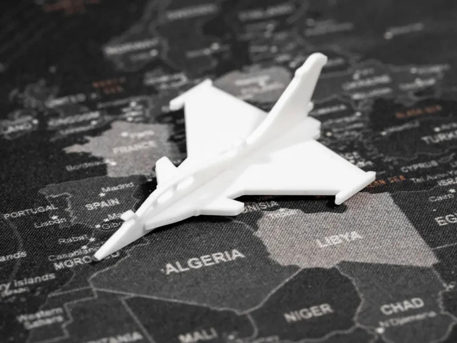 ماکت هواپیما مدل کارتی Dassault Rafale