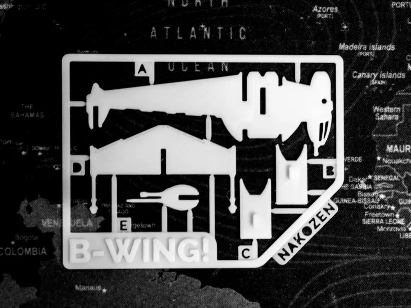 ماکت هواپیما مدل کارتی B-Wing — تصویر ۲