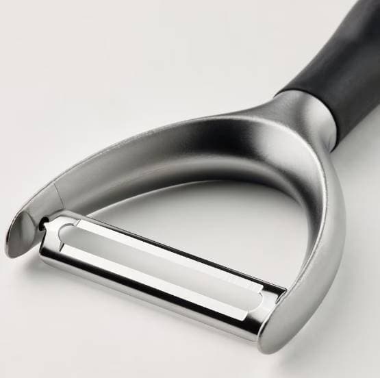 پوست کن آشپزخانه سبزیجات و میوه ایکیا IKEA 365+ VÄRDEFULL Peeler, black — تصویر ۳