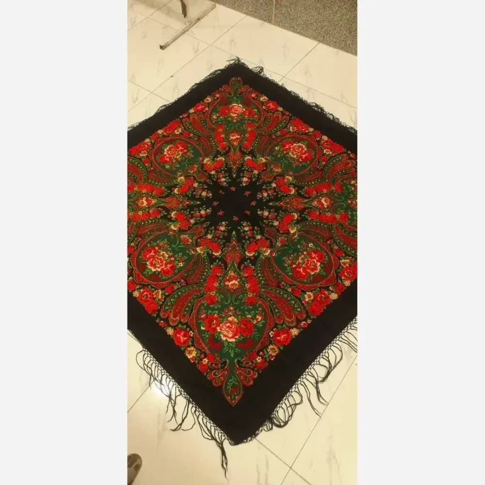 روسری ترکمنی پشمی اصل پاولوا پوزاد مدل مستانه قواره بزرگ — تصویر ۲