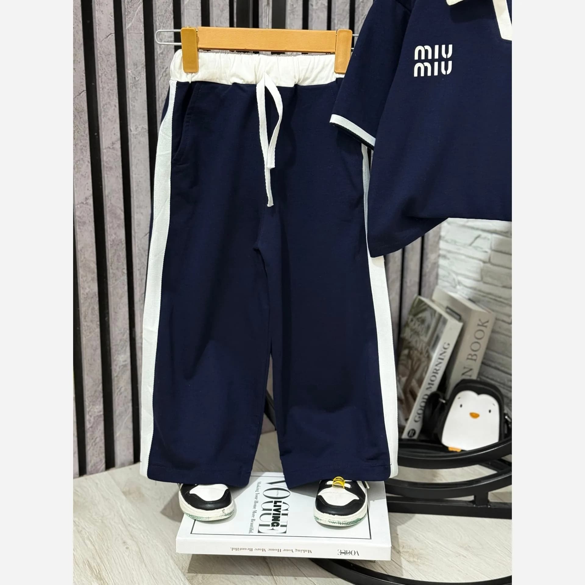 ست لباس دخترانه پولوشرت و شلوار دورس پنبه مچینست سایز 45 و 50 — تصویر ۶