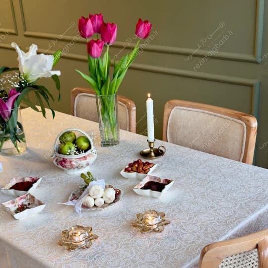 رومیزی ژاگارد دایره طرح رزالین رزین تاژ