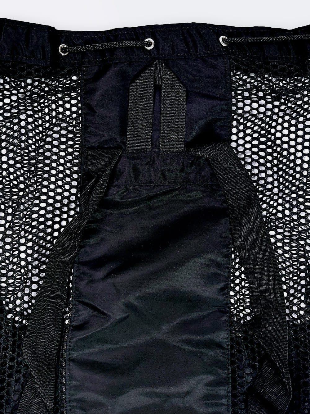 مش بگ ( mesh bag ) { کیف حرفه ای شنا } مشکی رنگ مناسب استخر ، دریا و ساحل برند مدویو ( MAD WAVE ) — تصویر ۶