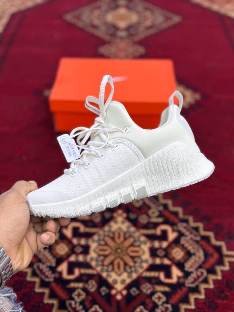 کتونی دخترانه و زنانه نایکی فری متکان nike free metcon — تصویر ۳