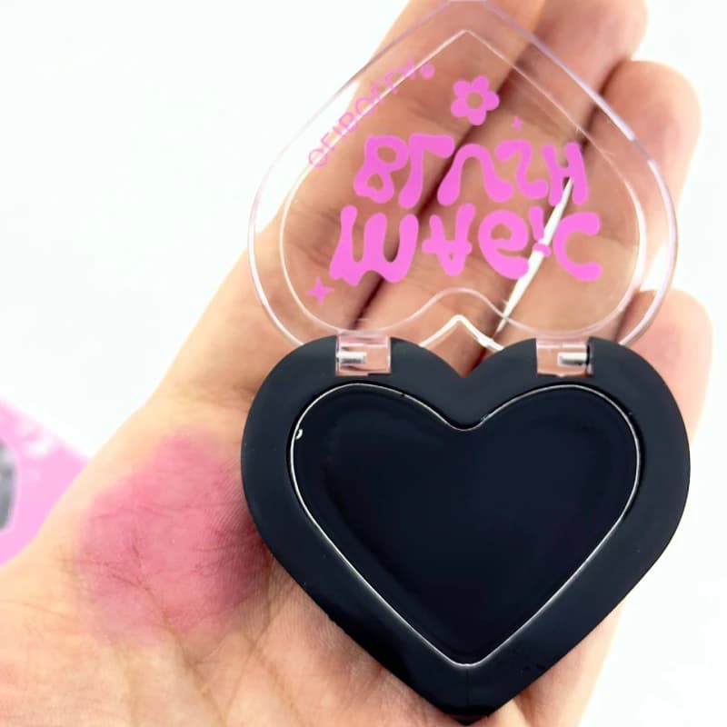 رژگونه جامد قلبی جادویی و حرارتی سیاه اولی بولا کد LA – B197 — تصویر ۴