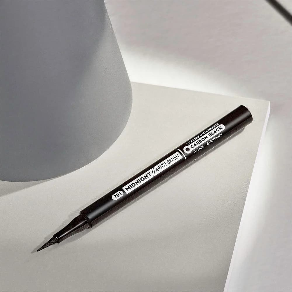 خط چشم ماژیکی پیپا 701 (Pippa Midnight Artist Extra Fine Matte Penliner) — تصویر ۶