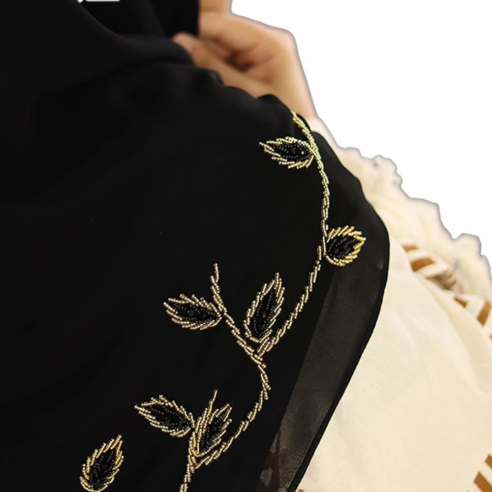 روسری جواهر دوزی 130 حریر شیفون مشکی طرح 4 کد 3217 — تصویر ۳