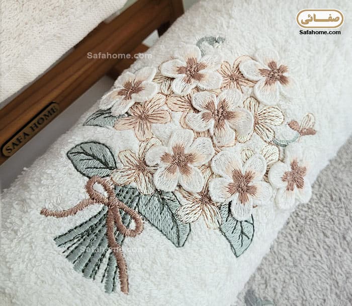 حوله دستی گل برجسته طرح دسته گل 50×90 سانتی متر — تصویر ۵
