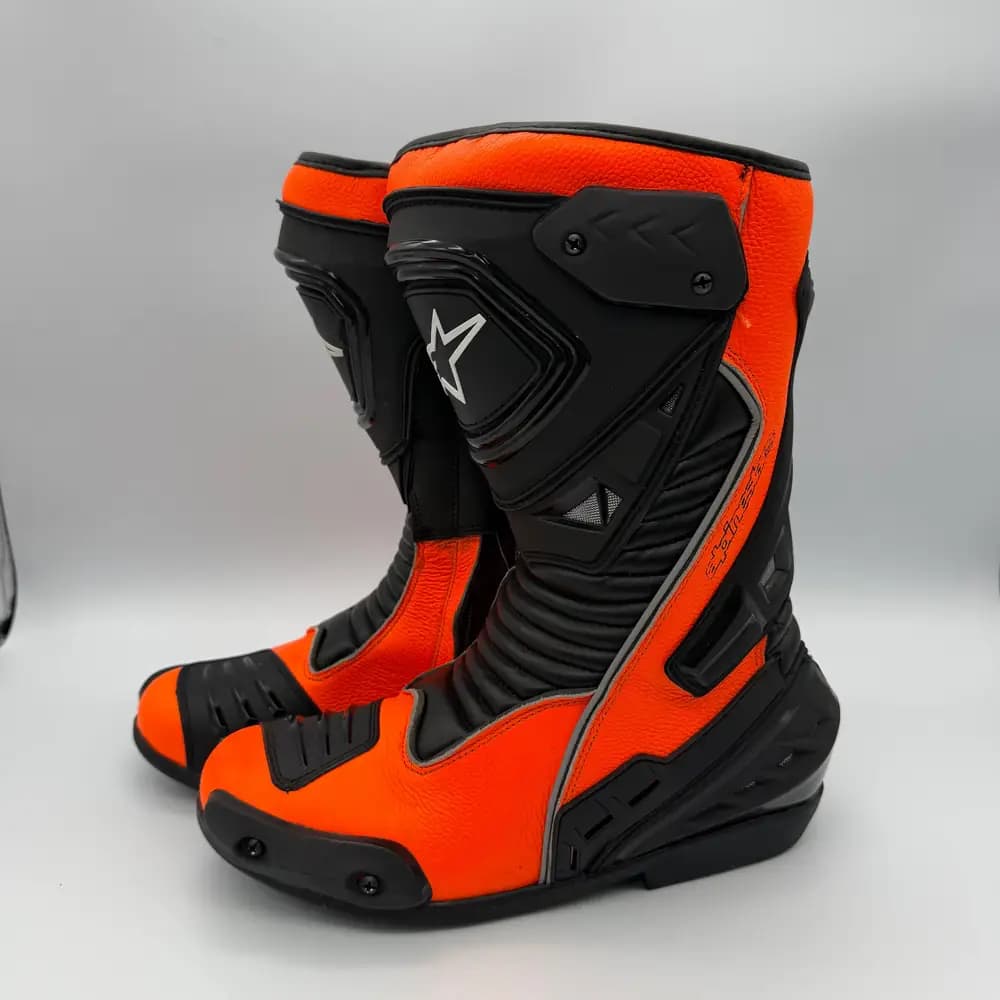 بوت موتورسواری ریسی Alpinestars چرم طبیعی فول پروتکشن مشکی نارنجی — تصویر ۲