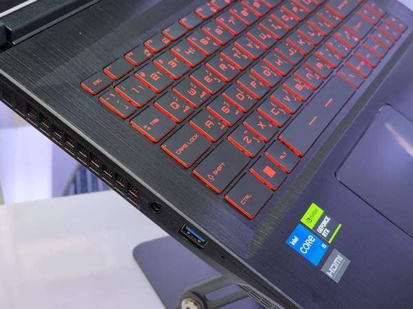 لپ تاپ 15.6 اینچی ام اس آی مدل MSI GF63 12UCX I5-12450h 16GB 512SSD RTX 2050 4GB — تصویر ۶