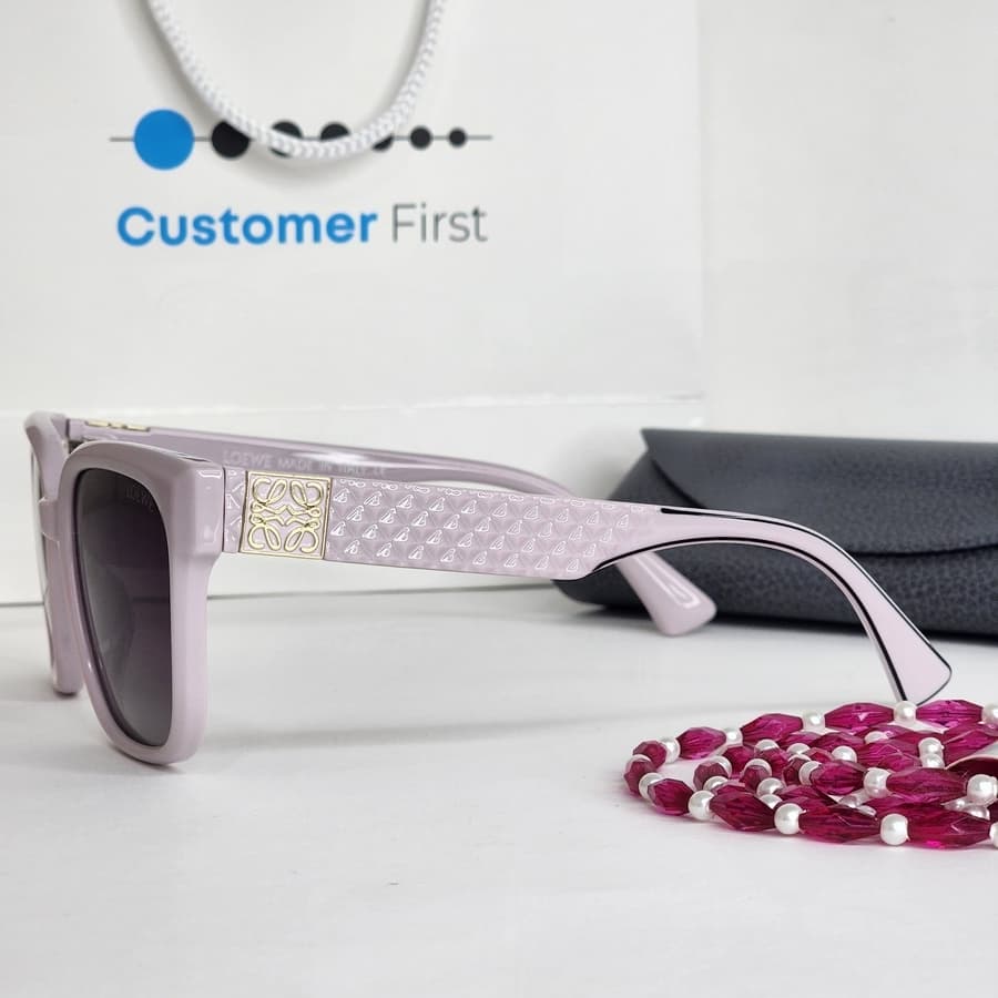 عینک افتابی زنانه گربه ای LOEWE کدb875 — تصویر ۴