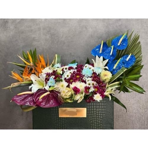 گل فروشی نزدیک شیرینی لاریسا گلستان تهران Sh231