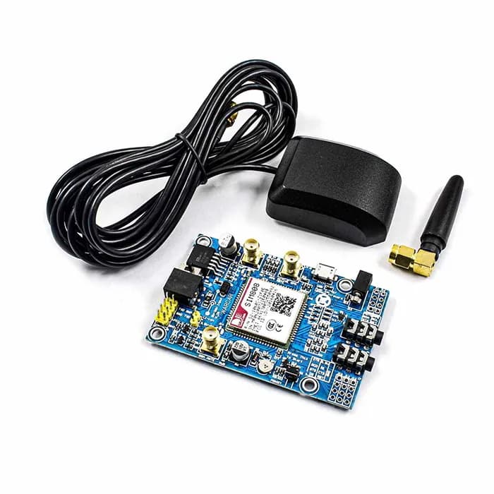 برد توسعه SIM808 همراه با آنتن اکتیو GPS و آنتن GSM — تصویر ۲