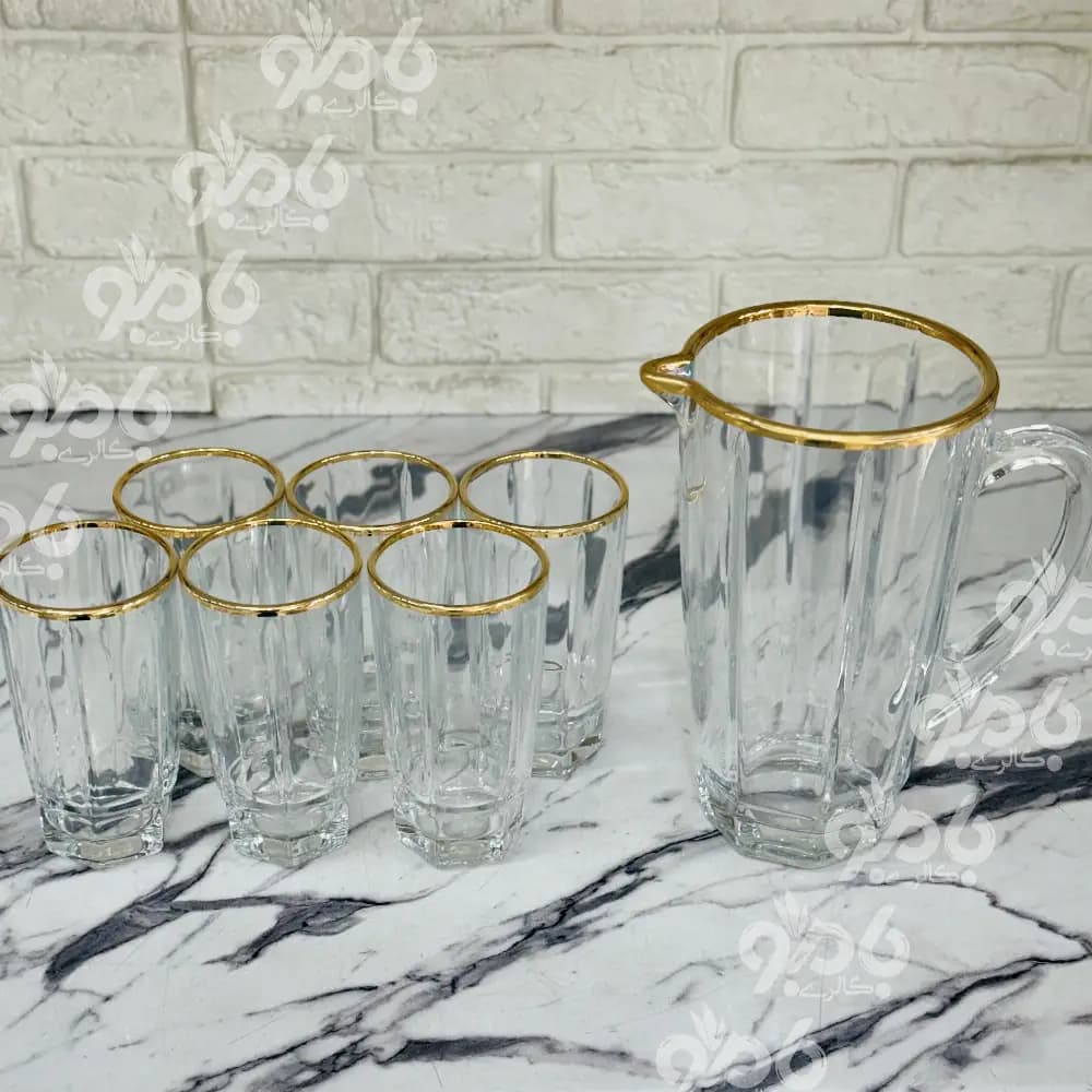 پارچ و لیوان شیشه ای هامبورگ لب طلایی