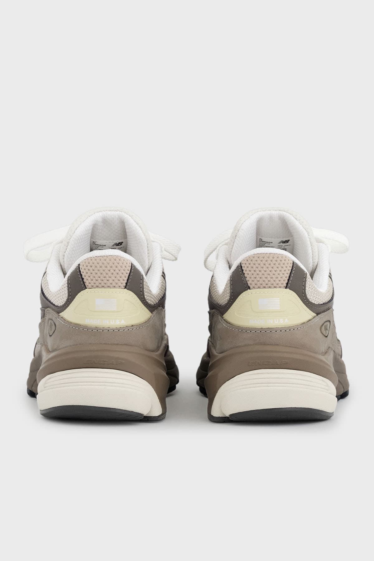 کفش اسنیکر نیو بالانس مردانه جیر رنگارنگ بیسیک طرح دار کژوال/روزمره | New Balance U990SG6 TR — تصویر ۵
