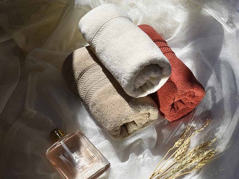 حوله استخری 140*70 آرامیس آجری – لایکو