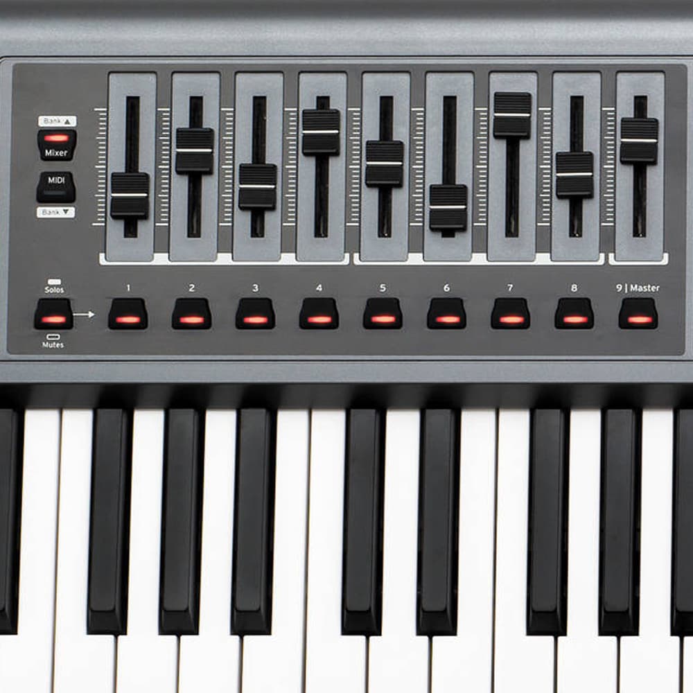میدی کیبورد کنترلر Novation Impulse 61 — تصویر ۵