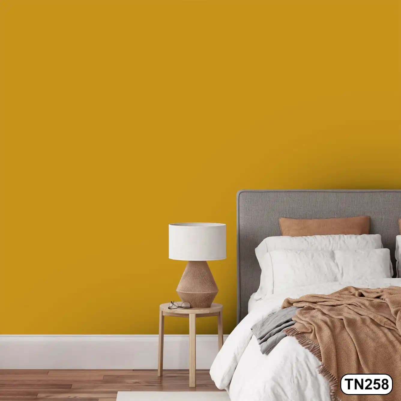کاغذ دیواری زرد کهربایی مات طرح ساده کد TN258