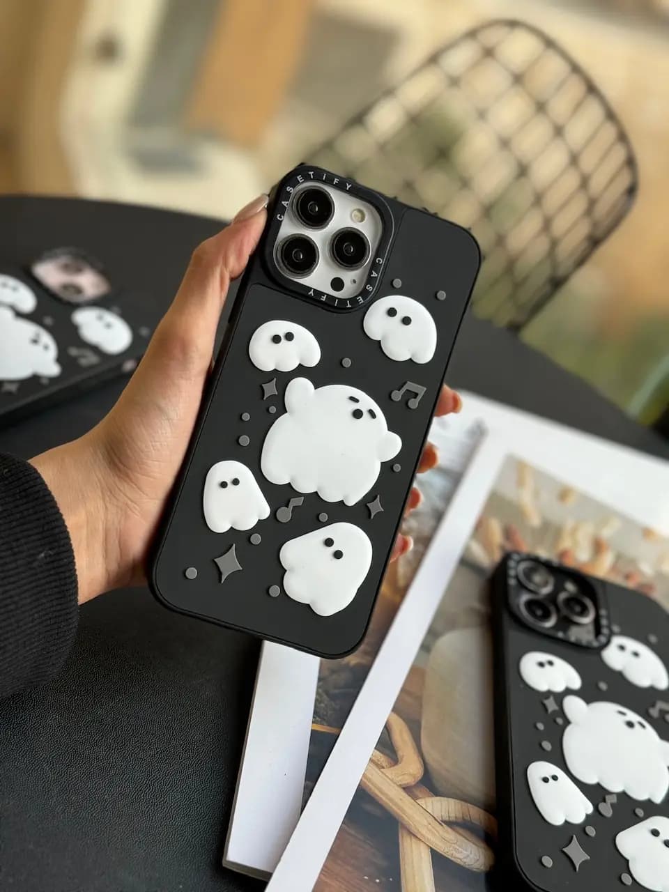 قاب Singer Ghost — تصویر ۳