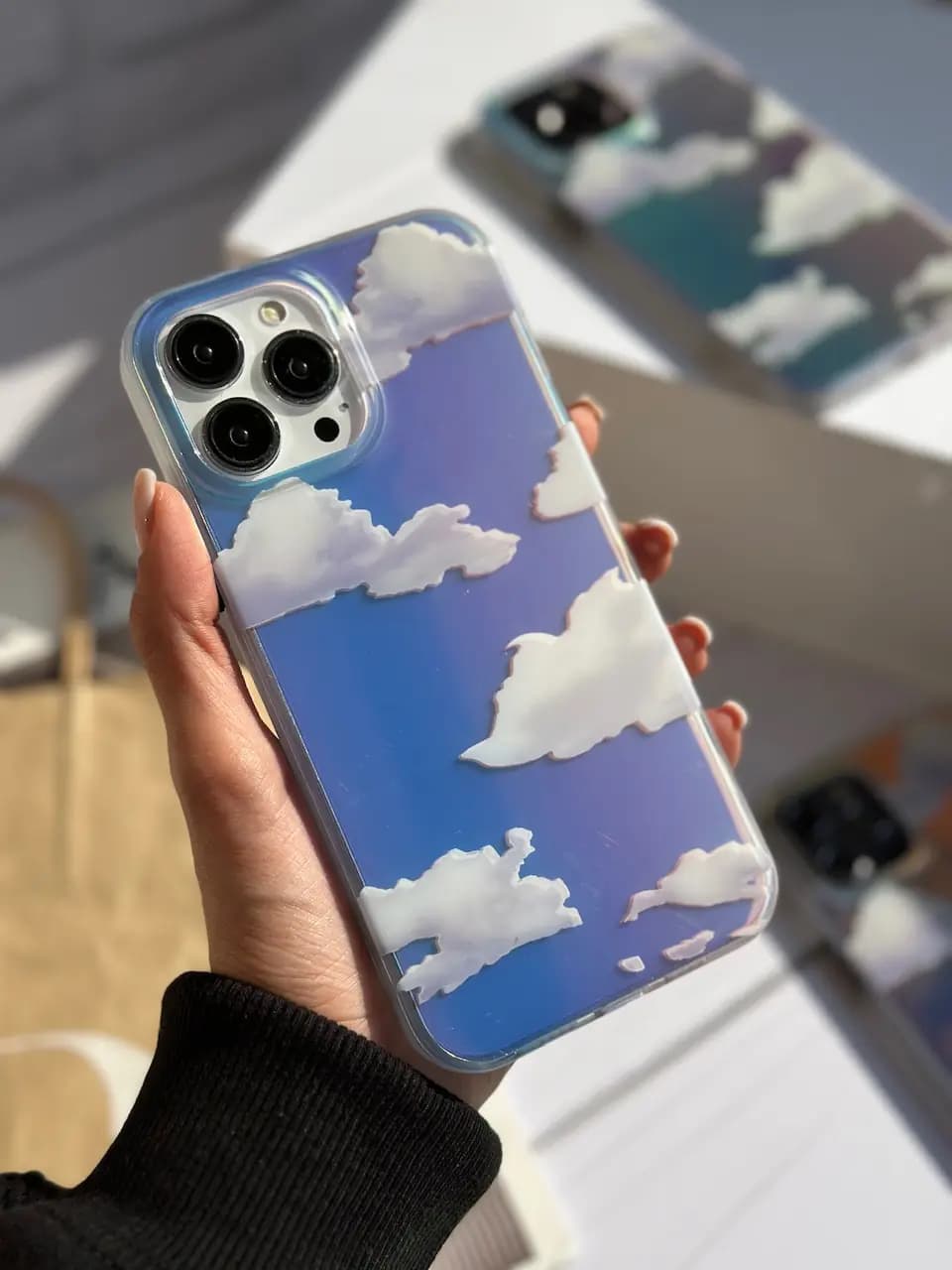 قاب Blue Sky — تصویر ۴