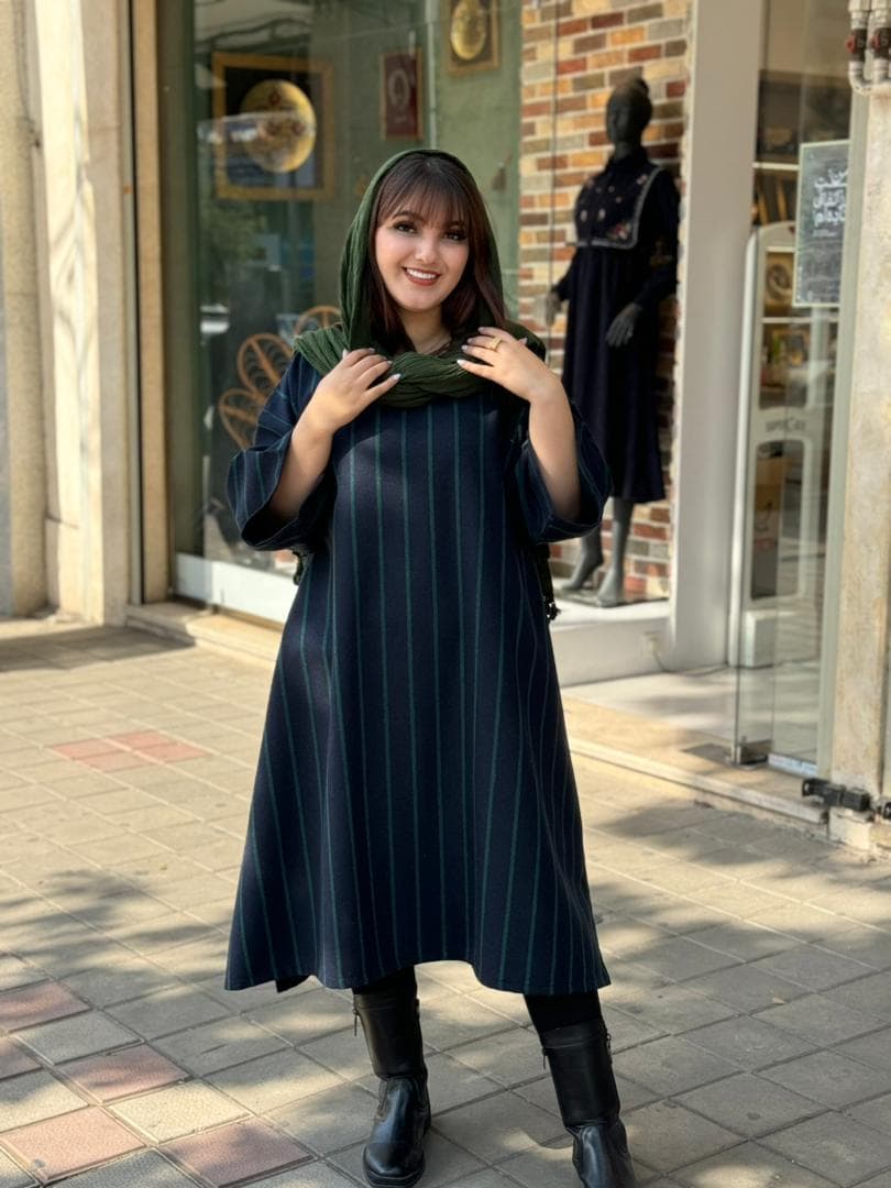 پانچ جلوبسته پشمی راه راه سورمه ای سبز — تصویر ۲