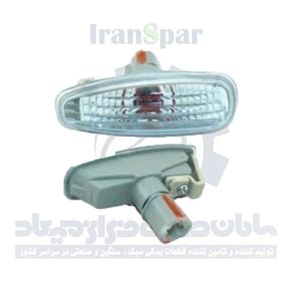 راهنما روی گلگير آزرا 2008